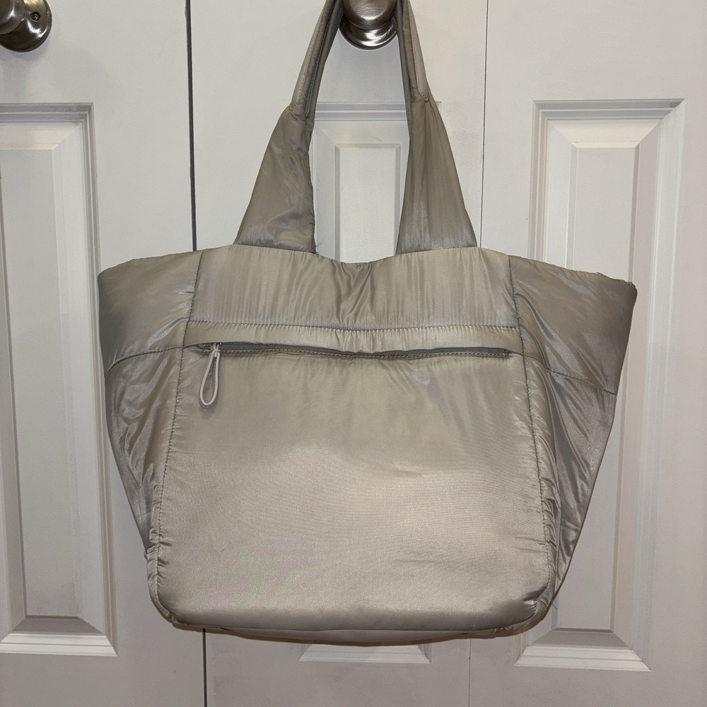 THE CARAA Cumulus Cloud Medium Tote Bag Light w/Pouch Beige Gray